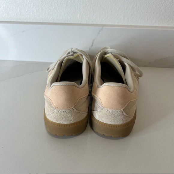 Adidas Bermuda Suede Sneakers Beige Gum Sole Low Top Lace Up Womens Size 8 - Picture 4 of 10